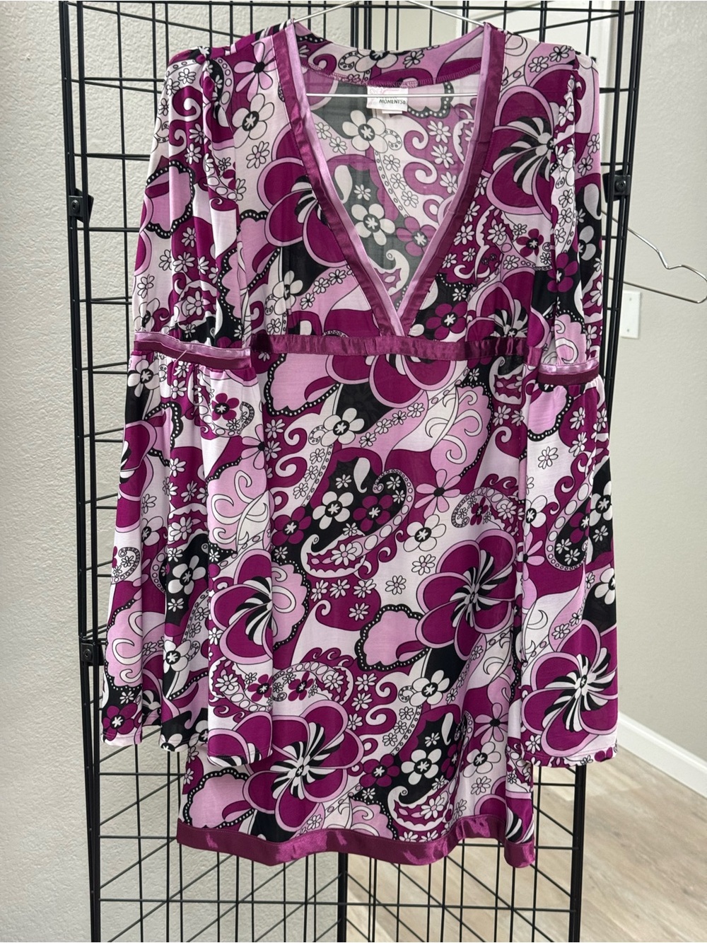 Elegant Moments Pink and Purple Floral Paisley V-Neck Dress L Pit 19”